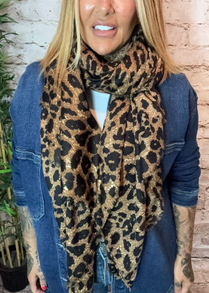 779 Animal print scarf