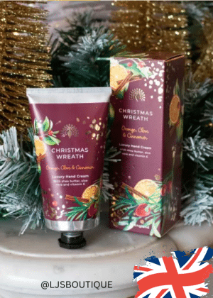 656-Christmas Wreath Hand Cream