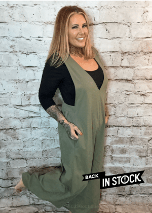 Trinity jumpsuit best fits 14-22