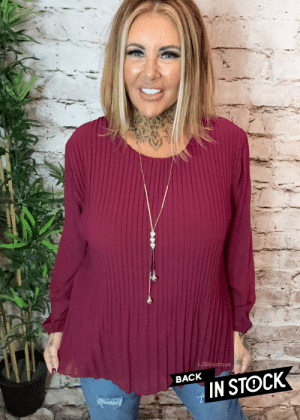 Melanie pleated blouse best fits 8-16