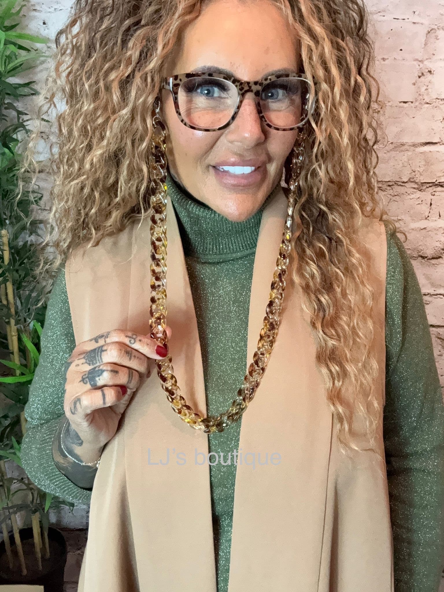 Irene Taupe Glasses Chain - Image 2