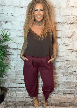 Briar Cocoon leg trousers best fits 14-22