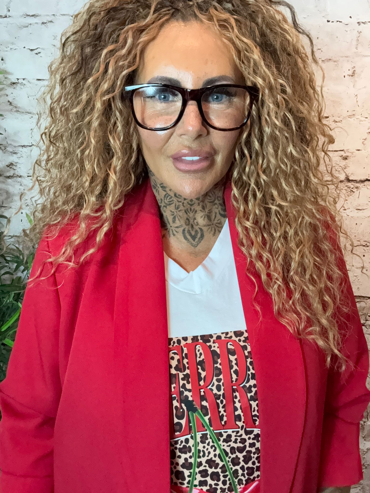 Cork Tortoise Reading Glasses (Back Order) - Image 3