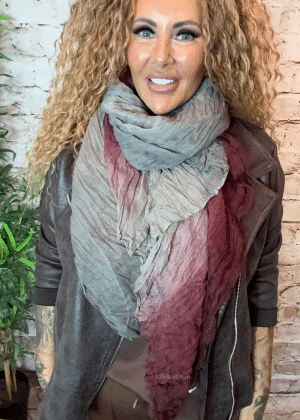 924 Ombre mulberry twist scarf