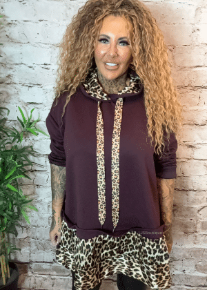 Sassy Hoodie best fits 16-24