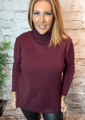 Ruby turtle neck jumper best fits 12-20