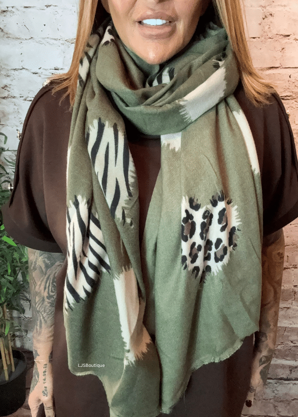 998 Heart print scarf - Image 2