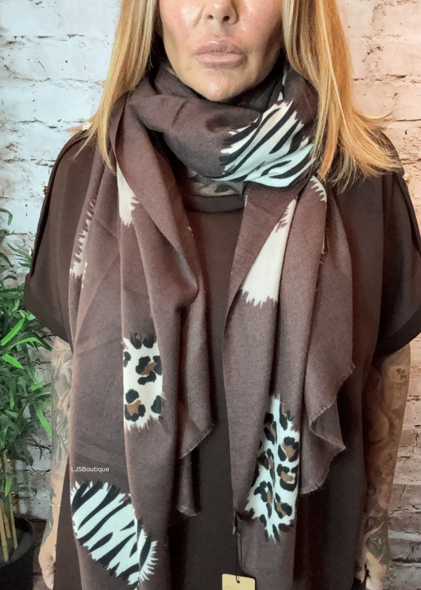 998 Heart print scarf - Image 4