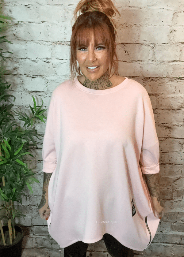 Briana oversized sweater best fits 16-24 - Image 2