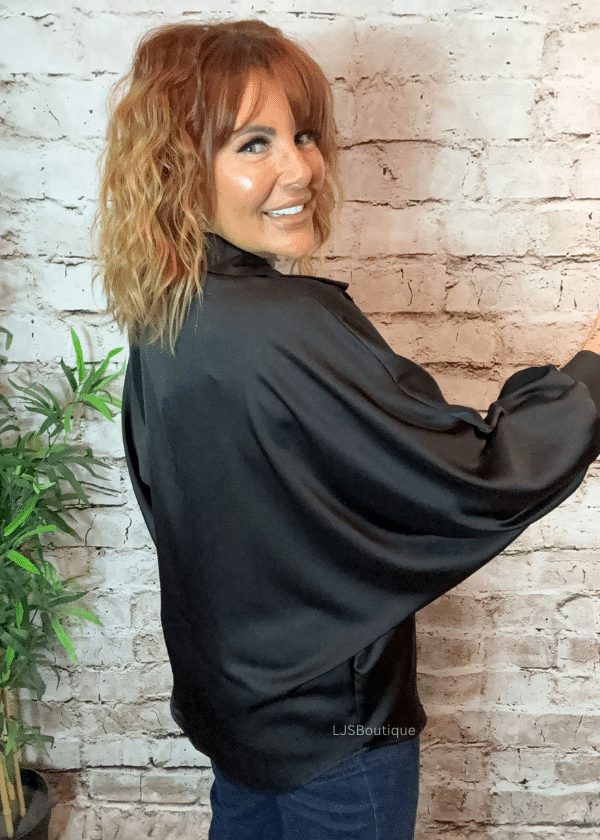 Tuscany Silky Blouse best fits 14-22 - Image 3