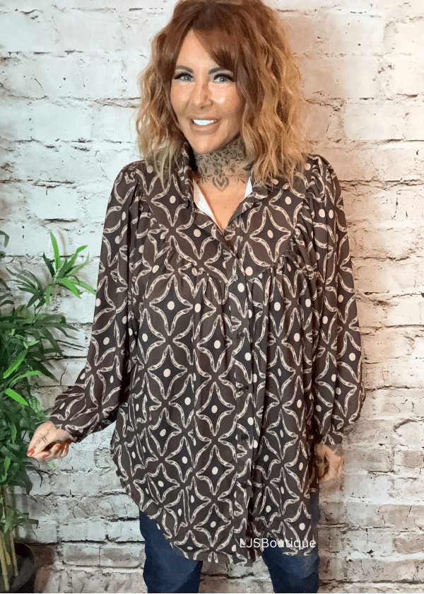 Ritzy Blouse best fits 16-24 - Image 6