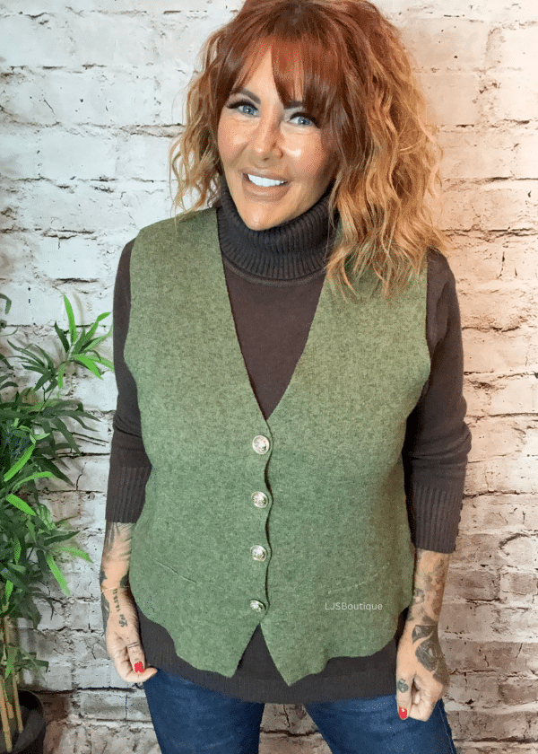 Beverley waistcoat best fits 12-18 - Image 2