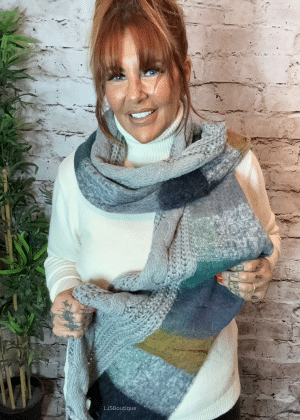 A61 Chunky knit scarf