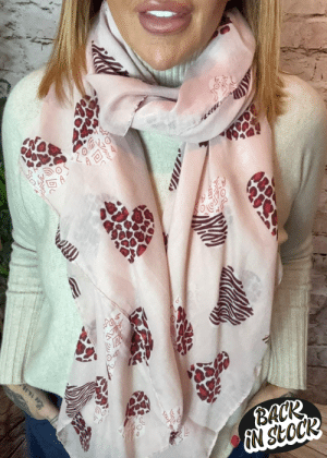 633 Love hearts scarf