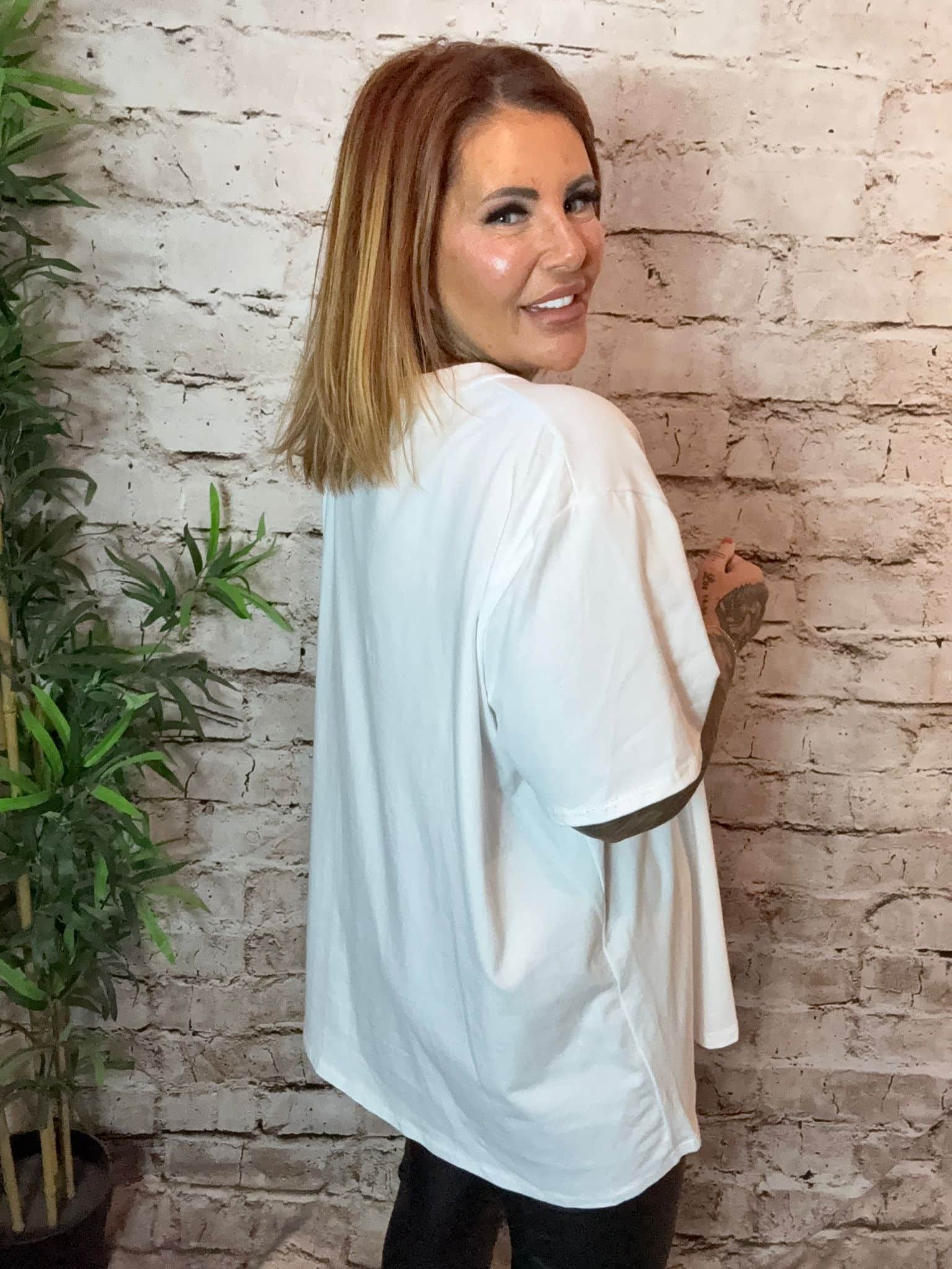 Hearty Dem t-shirt best fits 16-24 - Image 4