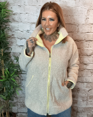 Chance Jacket best fits 14-22