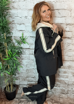 Zena wide leg trousers best fits 12-18