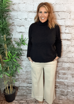 Luna wide leg joggers best fits 12-18