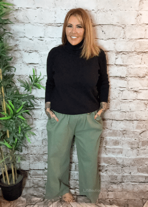 Nikki wide leg jeans best fits 18 -24