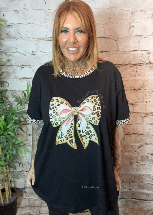 Bodazzle round neck t-shirt best fits 16-26