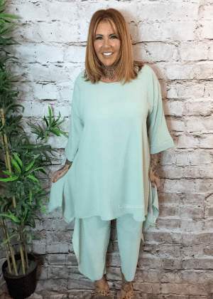 Bessie 2-Piece lounge set - best fits 16-24