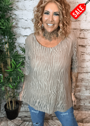 Marie layered top best fits 12-18