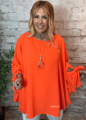 Kelly necklace top best fits 16-26