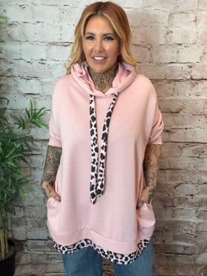 Jasper hoodie best fits 16-24