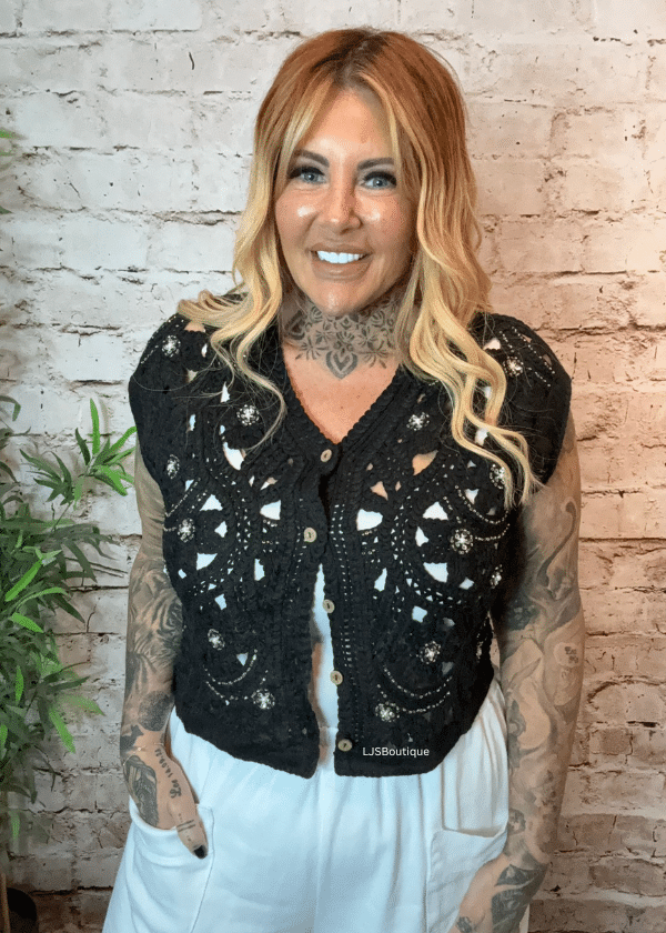 Emily crochet cardigan best fits 8-16 - Image 2