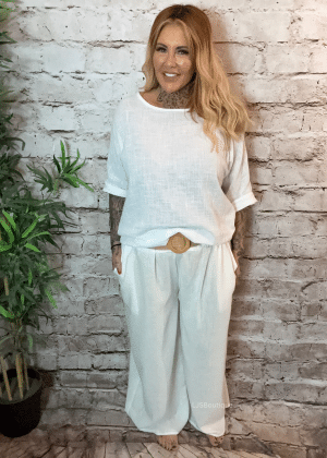 Hannah wide leg trousers best fit 16-22