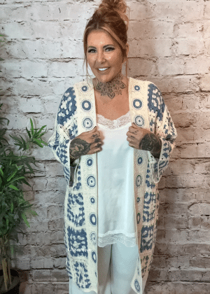 Harper crochet cotton cardigan best fits fits 16-22