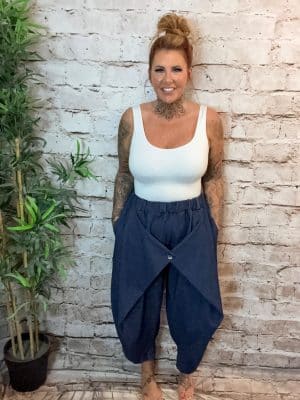 Misha Cocoon leg denim pants best fits 16-24