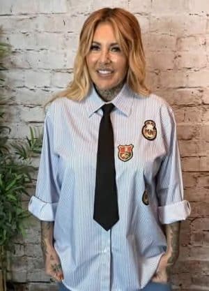 LARGER Otto tie-shirt best fits 16-24