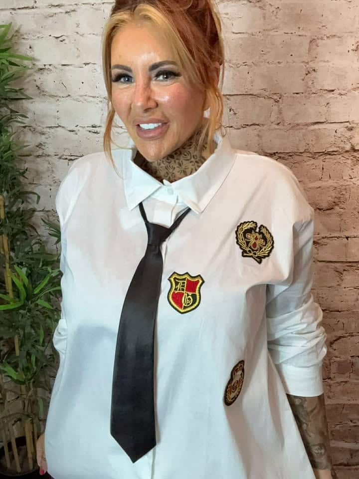 LARGER Otto tie-shirt best fits 16-24 - Image 4