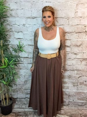 Faye skirt best fits 16-24