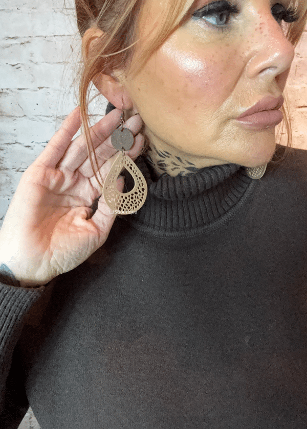 A344 Teardrop earrings - Image 3