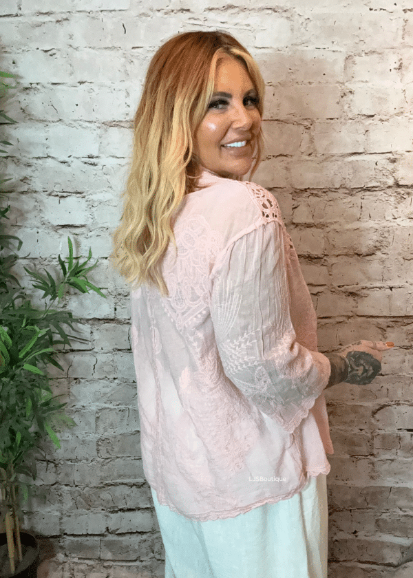 Amelia Blouse best fits 12-18 - Image 7