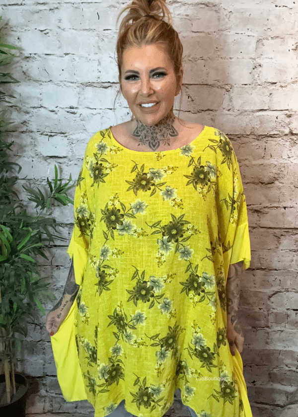 Meadow Kaftan top best fits 16-26