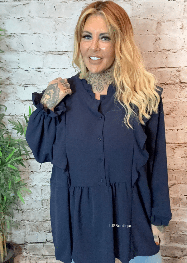 Yasmin Blouse best fits 16-24 - Image 2