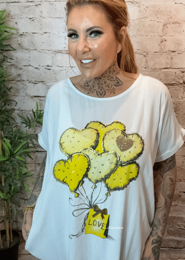 Alexa batwing top best fits 16-26 - Image 4