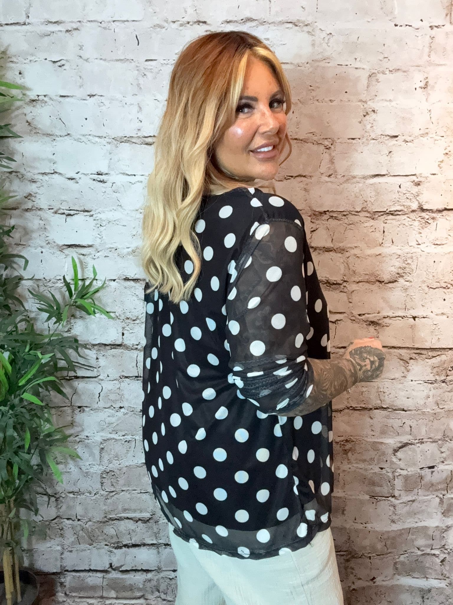 Jasmin Spotty top best fits 14-22 - Image 3