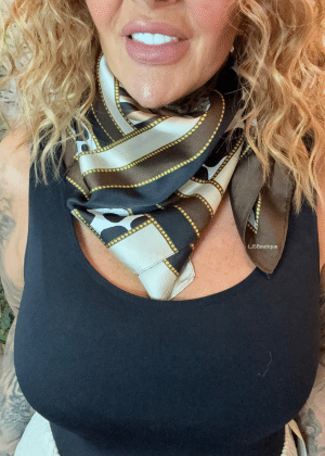 A427 Animal print scarf