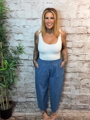 Vanessa Barrel leg jeans best fits 12-18