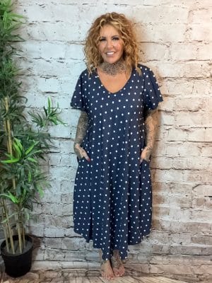 Fiona dress best fits 16-24