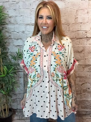 Madeline shirt best fits 16-26