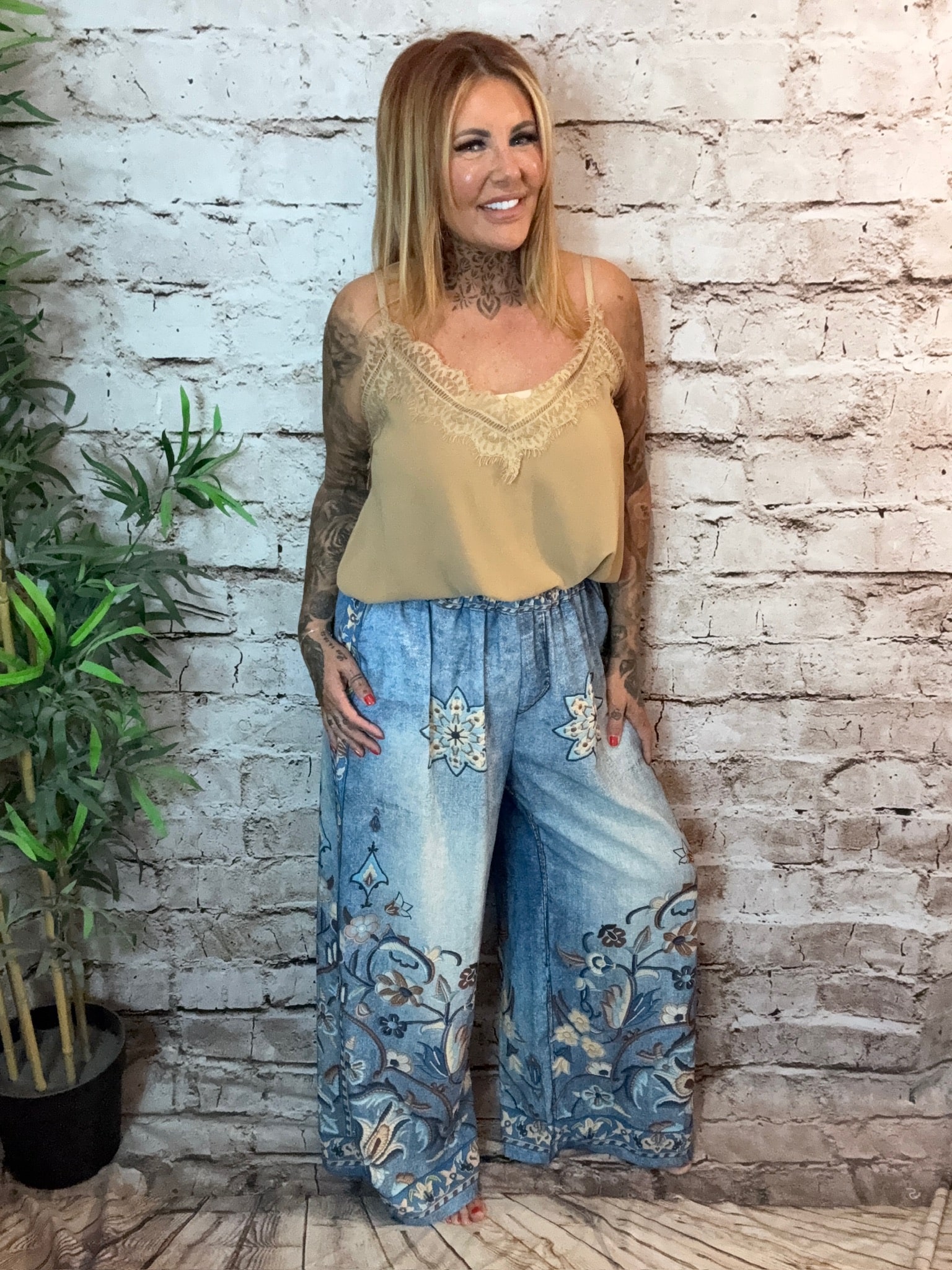 Larton wide leg trousers Best Fits 12-20 - Image 2