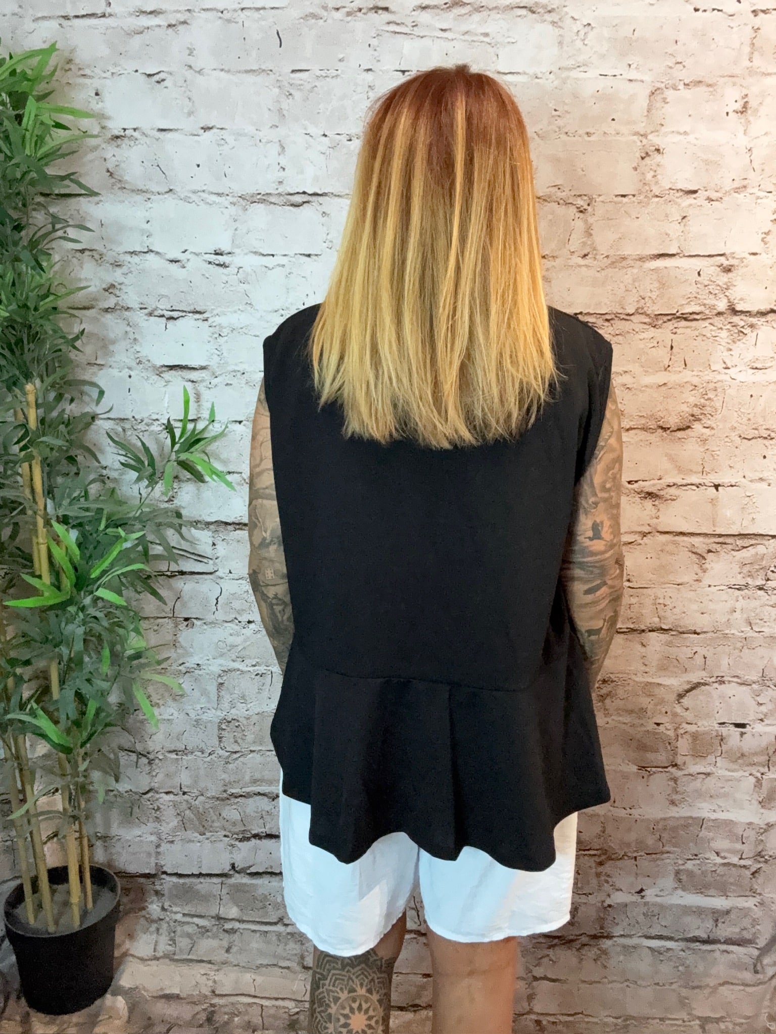 Cameron Sleeveless Top Best Fits 16 - 24 - Image 4