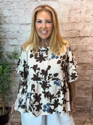Hailee floral blouse Best Fits 12 - 20