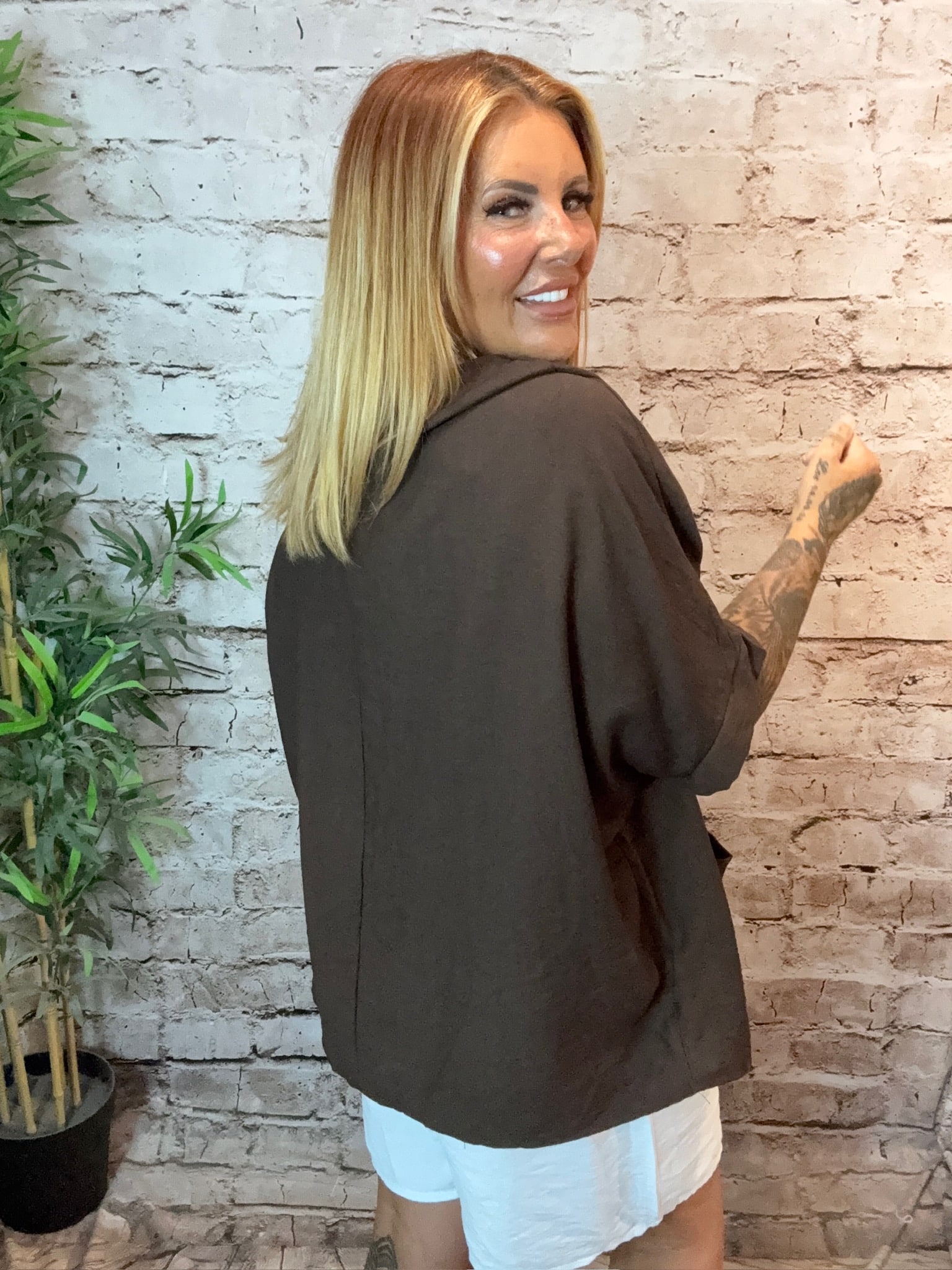 Novella Batwing Top Best Fits 16-26 - Image 4