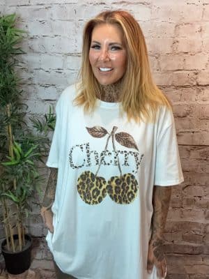 Elliott round neck t-shirt best fits 16-24